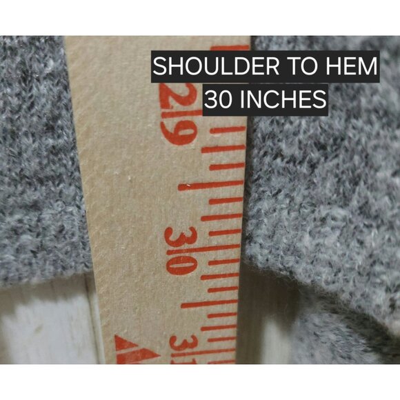 k. by kersh Women's Gray Short Sleeve Cardigan W/ White Heart on Back Size XL - Picture 5 of 10